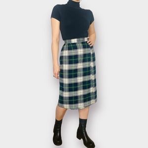 70s Green and Navy Plaid Vintage‎ Skirt